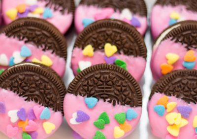 How to make Oreo Valentines with Pink Candy Wafers