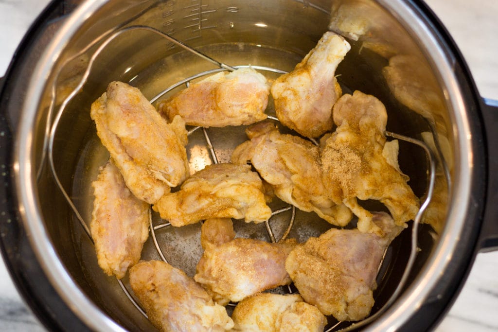 Chicken Wings in Instant Pot with Seasoning