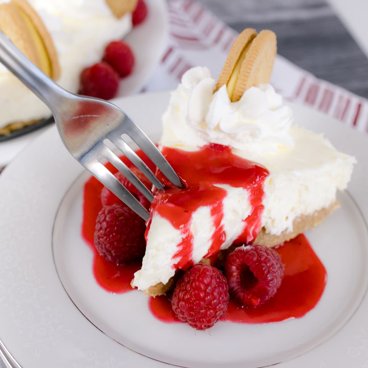 No Bake Lemon Cheesecake