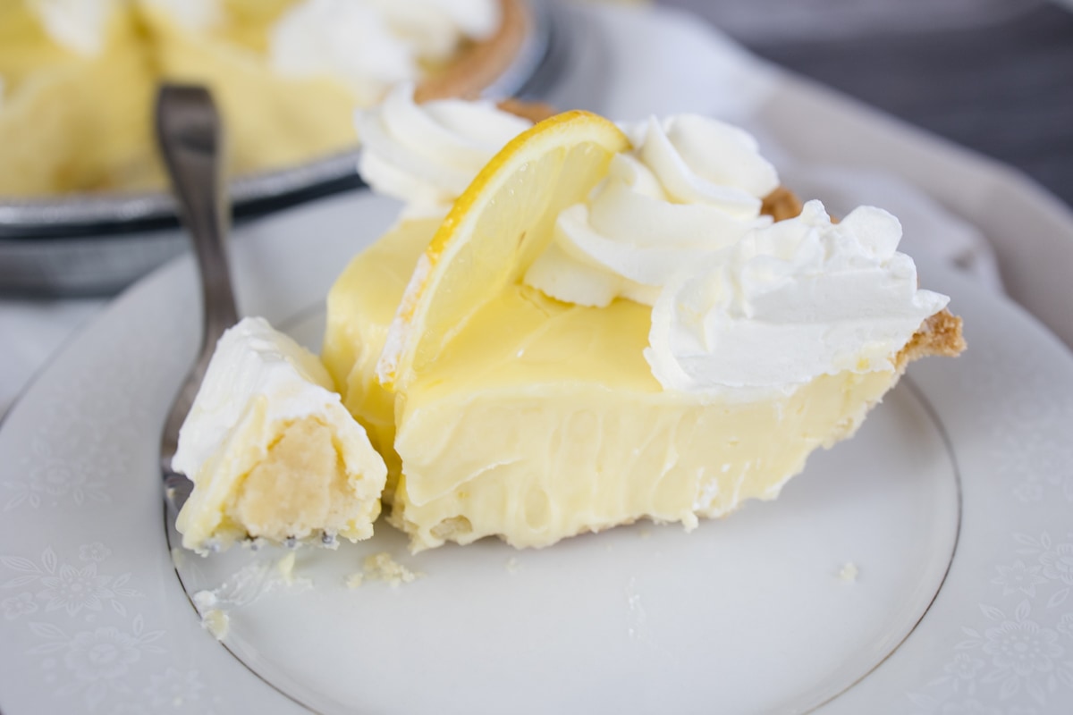 Lemon Sour Cream Pie