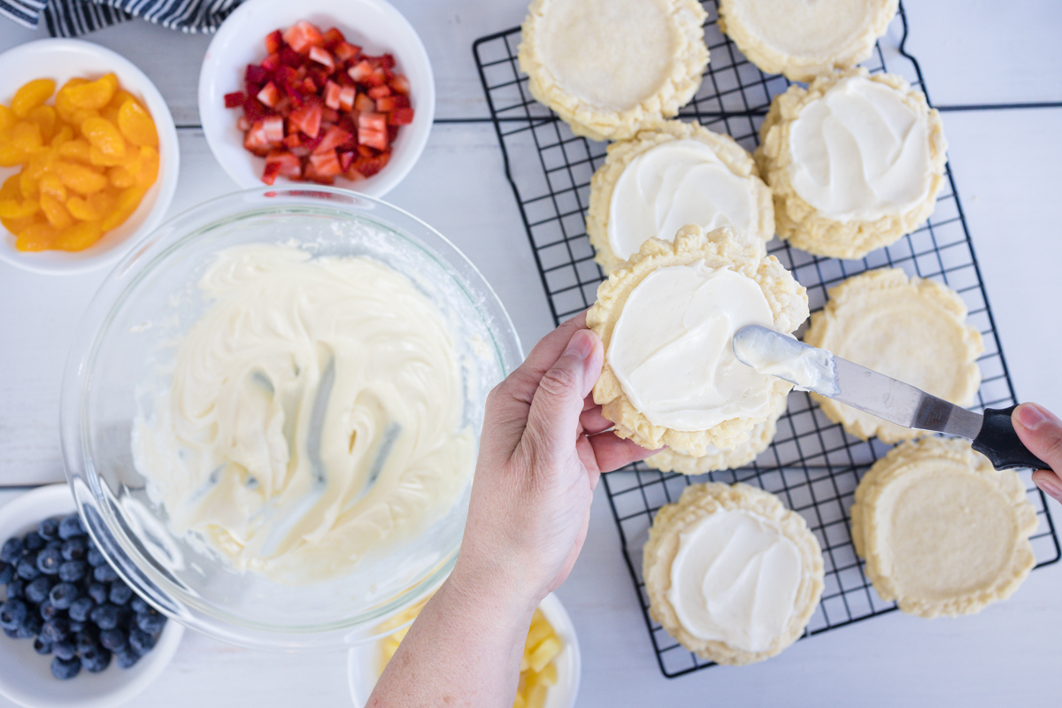 frosting sugar cookies for Fruit Pizza Cookies