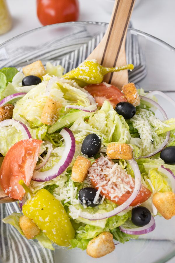 Copycat Olive Garden Salad and Dressing - Devour Dinner