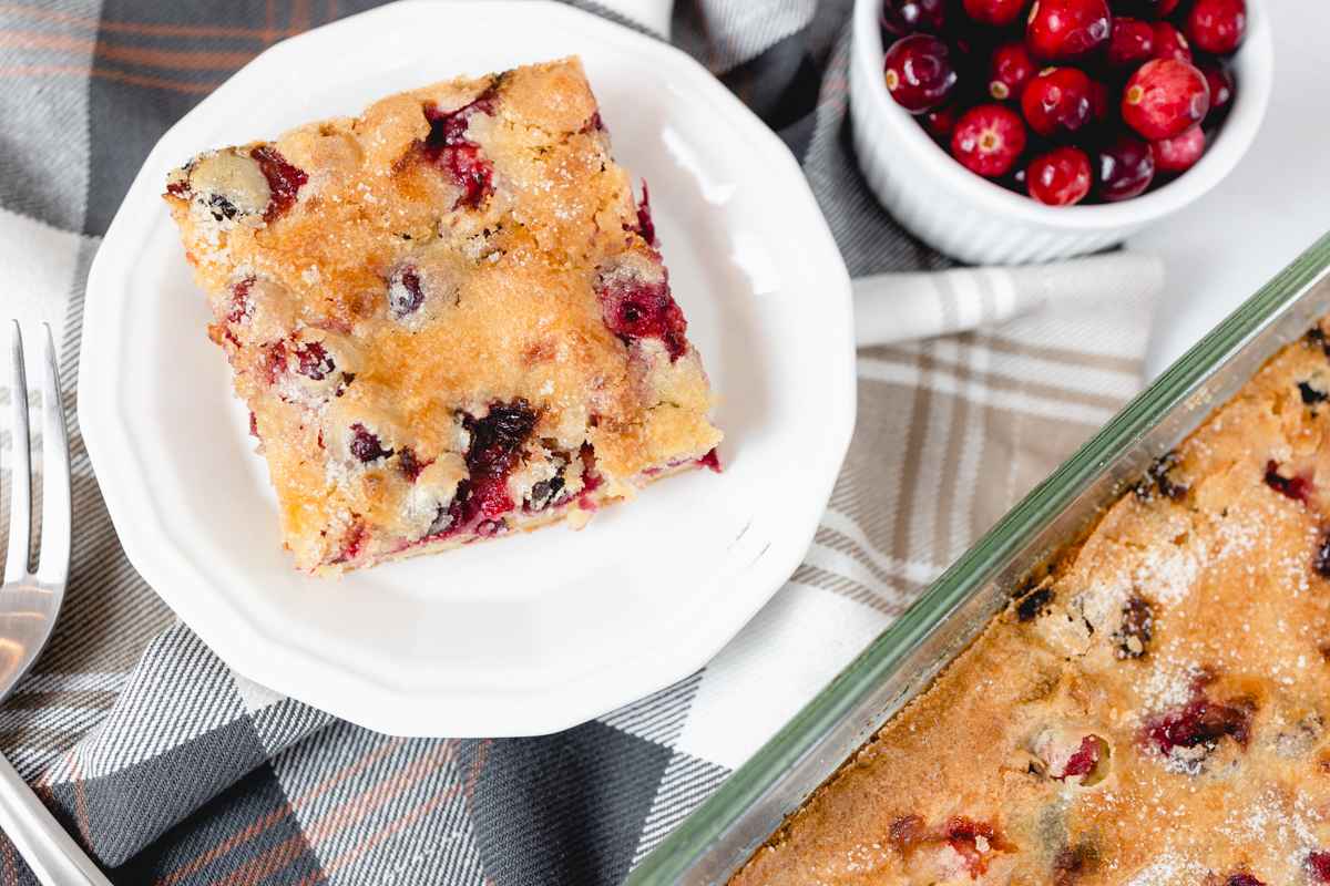 Cranberry Christmas Cake