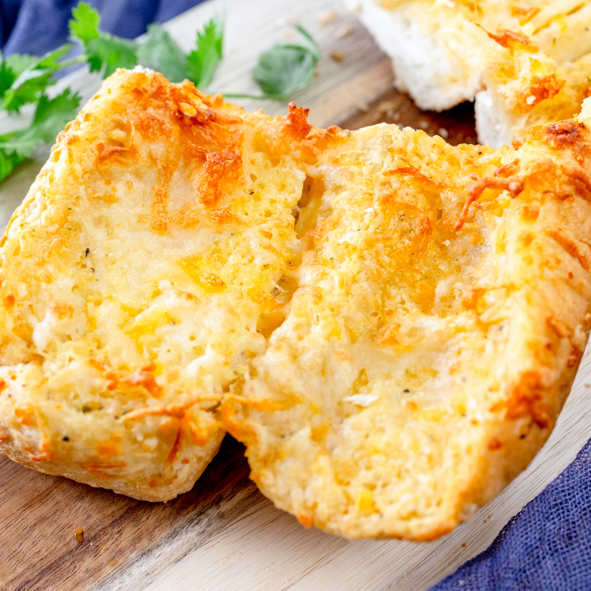 Frozen Garlic bread in Air Fryer